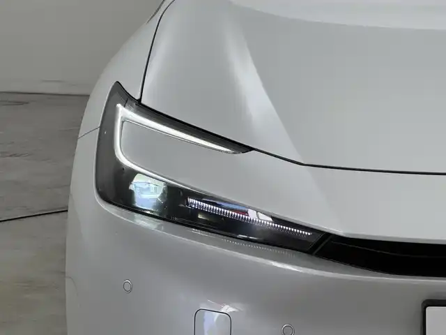 トヨタ プリウス G 福岡県 2023(令5)年 2万km プラチナホワイトパールマイカ 純正ＤＡナビ/フルセグTV　/全方位カメラ　/前方ドラレコ　/レーダー探知機　/ビルトインＥＴＣ２．０　/トヨタセーフティセンス　/レーダークルーズコントロール　/コーナーセンサー　/衝突軽減ブレーキ　/レーンキープ　/アクセル踏み間違い防止　/ブラインドスポットモニター　/寒冷地仕様　/シートヒーター　/純正１９インチＡＷ　/ＬＥＤヘッドライト