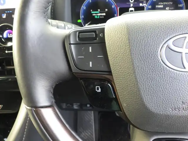 トヨタ アルファードハイブリット Z 千葉県 2024(令6)年 4.4万km プラチナホワイトパールマイカ Toyota Safety Sense/・プリクラッシュセーフティ/・レーンディパーチャーアラート/・オートハイビーム/・レーダークルーズコントロール/・ブラインドスポットモニター/トヨタチームメイト/モデリスタエアロ/モデリスタシグネイチャーイルミ/左右独立ムーンルーフ/パワーバックドア/両側パワースライドドア/ユニバーサルステップ/純正コネクティッドナビ/地デジTV/【Bluetooth接続】/【Apple CarPlay　Android Auto対応】/パノラミックビューモニター/フリップダウンモニター（V13T-R72F）/置くだけ充電/ドライブレコーダー（前後撮影）【TZ-DR210】/コンビハンドル/ステアリングスイッチ/各席エアシート/シートヒーター/前席パワーシート/デジタルインナーミラー/ETC（2.0）/LEDヘッドライト/フォグライト/ウインカーミラー/クリアランスソナー/純正18インチアルミホイル/サイド/カーテンエアバッグ/スマートキー