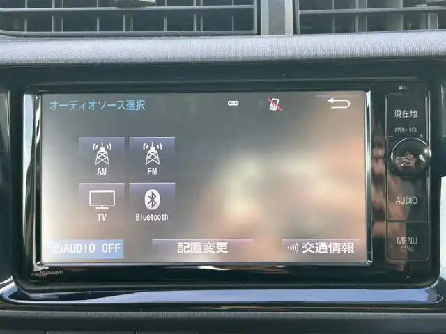 トヨタ アクア S 和歌山県 2015(平27)年 8.7万km シルバーM 純正7インチナビ（NSZN-Y64T)/バックカメラ/フルセグTV/横滑り防止/ABS/ビルトインETC/ドアバイザー/リモコンキー/LEDヘッドライト