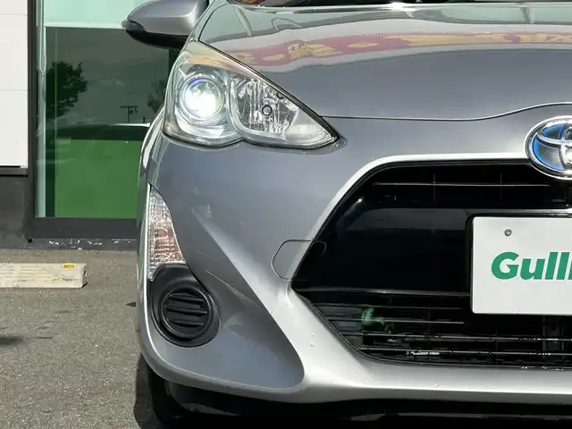 トヨタ アクア S 和歌山県 2015(平27)年 8.7万km シルバーM 純正7インチナビ（NSZN-Y64T)/バックカメラ/フルセグTV/横滑り防止/ABS/ビルトインETC/ドアバイザー/リモコンキー/LEDヘッドライト