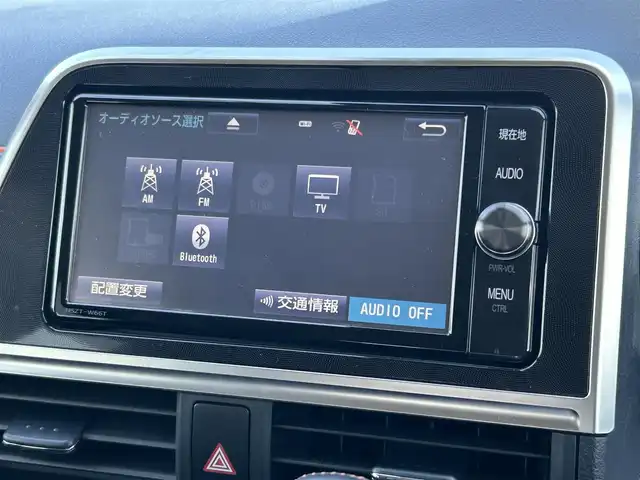 車両画像11