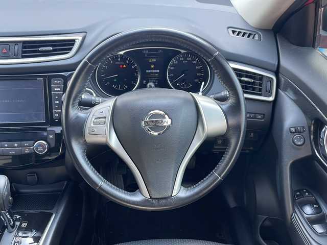 日産 エクストレイル 20X エクストリーマーX Eブレーキ 道東・釧路十勝 2016(平28)年 6.7万km バーニングレッド 4WD/純正8型ナビ(BT/CD/DVD)/フルセグTV/バックカメラ/ビルトインETC/ケンウッドドライブレコーダー/後席専用モニター/ソナー機能/エマージェンシーブレーキ/・踏み間違い衝突防止アシスト/・車線逸脱警報/・進入禁止標識検知システム/デジタルルームミラー/純正LEDヘッドランプ/本革巻きステアリング/クロス/フレーザーコンビ防水シート/前席シートヒーター/純正17インチアルミホイール/インテリジェントキー/プッシュエンジンスターター/禁煙車