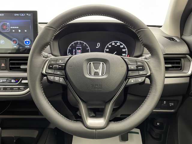 ホンダ ＷＲ－Ｖ Z+ 宮崎県 2024(令6)年 0.1万km未満 プラチナホワイトパール 禁煙車/ホンダセンシング/純正17インチアルミ/純正LEDオートライト/純正LEDフォグ/アダプティブクルーズコントロール/レーンディパーチャーアラート/クリアランスソナー/パドルシフト/ハーフレザーシート/ウインカードアミラー/本革巻ハンドル/オートエアコン/スマートキー/プッシュエンジンスタート/スペアキー/新車時保証書/取扱い説明書