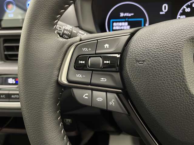 ホンダ ＷＲ－Ｖ Z+ 宮崎県 2024(令6)年 0.1万km未満 プラチナホワイトパール 禁煙車/ホンダセンシング/純正17インチアルミ/純正LEDオートライト/純正LEDフォグ/アダプティブクルーズコントロール/レーンディパーチャーアラート/クリアランスソナー/パドルシフト/ハーフレザーシート/ウインカードアミラー/本革巻ハンドル/オートエアコン/スマートキー/プッシュエンジンスタート/スペアキー/新車時保証書/取扱い説明書