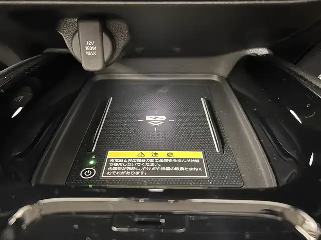 ホンダ ヴェゼル ハイブリッド e:HEV Z 佐賀県 2025(令7)年 0.1千km プラチナホワイトパール 純正８インチナビ/ＡＭ/ＦＭ/USB/Bluetooth/フルセグTV/Apple CarPlay/Android Auto/バックカメラ/クルーズコントロール(追従あり)/ワイヤレス充電/衝突被害軽減システム/レーンアシスト/パワーバックドア/シートヒーター/ハーフレザーシート/ETC2.0/LEDヘッドライト/フォグランプ/オートエアコン/盗難防止装置/横滑り防止装置/ダウンヒルアシストコントロール/オートライト/オートマチックハイビーム/スマートキー/スペアキー有/プッシュスタート/純正18インチアルミホイール	/パドルシフト/電子パーキング/オートブレーキホールド/ステアリングスイッチ/電動格納ミラー/コーナーセンサー