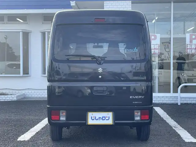 スズキ エブリイ PC リミテッド 徳島県 2019(令1)年 7万km ブルーイッシュブラックパール3 (株)IDOMが運営する【じしゃロン徳島店】の自社ローン専用車両になりますこちらは現金またはオートローンご利用時の価格です。/登録時走行距離69293km/ワンオーナー/純正オーディオ/純正フロアマット/ドアバイザー/盗難防止装置/電格ミラー/リモコンキー/（スペアキー×１）/取説/保証書