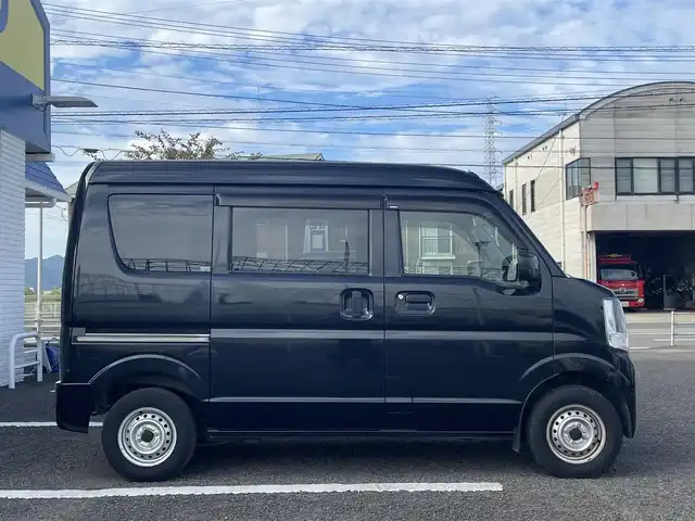 スズキ エブリイ PC リミテッド 徳島県 2019(令1)年 7万km ブルーイッシュブラックパール3 (株)IDOMが運営する【じしゃロン徳島店】の自社ローン専用車両になりますこちらは現金またはオートローンご利用時の価格です。/登録時走行距離69293km/ワンオーナー/純正オーディオ/純正フロアマット/ドアバイザー/盗難防止装置/電格ミラー/リモコンキー/（スペアキー×１）/取説/保証書