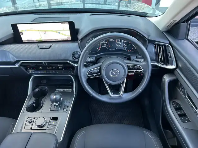 マツダ ＣＸ－６０ XD Sパッケージ 千葉県 2023(令5)年 0.7万km ジェットブラックマイカ 純正12.3インチナビ/(フルセグTV Bluetooth AppleCarPlay Androidauto)/全方位カメラ/衝突被害軽減システム/車線逸脱警報/レーダークルーズコントロール/ブラインドスポットモニター/横滑り防止装置/ETC/ドライブレコーダー/アイドリングストップ/LEDヘッドライト/オートライト/ウィンカーミラー/電動格納ミラー/純正18インチAW/シートヒーター/ステアリングヒーター/プッシュスタート/スマートキー/フロアマット