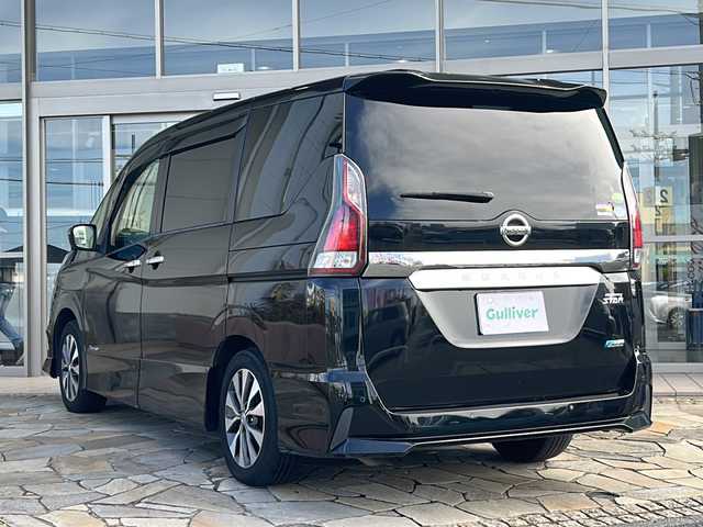 日産 セレナ ハイウェイスター Vセレクション 静岡県 2017(平29)年 7.1万km ダイヤモンドブラック カロッツェリアナビ/・フルセグTV/・CD/DVD/・SD/・Bluetooth/・FM/AM/主要装備/・アルパインフリップダウン/・両側パワスラ(ハンズフリー機能付)/・アラウンドビューモニター/・ＥＴＣ/・ＬＥＤヘッドライト/・フォグランプ/・クルーズコントロール/・エマージェンシーブレーキ/・アイドリングストップ/・横滑り防止装置/・パーキングアシスト/・リアオートエアコン/・サイドカーテンエアバッグ