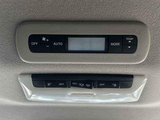 日産 セレナ ハイウェイスター Vセレクション 静岡県 2017(平29)年 7.1万km ダイヤモンドブラック カロッツェリアナビ/・フルセグTV/・CD/DVD/・SD/・Bluetooth/・FM/AM/主要装備/・アルパインフリップダウン/・両側パワスラ(ハンズフリー機能付)/・アラウンドビューモニター/・ＥＴＣ/・ＬＥＤヘッドライト/・フォグランプ/・クルーズコントロール/・エマージェンシーブレーキ/・アイドリングストップ/・横滑り防止装置/・パーキングアシスト/・リアオートエアコン/・サイドカーテンエアバッグ