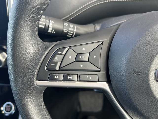 日産 セレナ ハイウェイスター Vセレクション 静岡県 2017(平29)年 7.1万km ダイヤモンドブラック カロッツェリアナビ/・フルセグTV/・CD/DVD/・SD/・Bluetooth/・FM/AM/主要装備/・アルパインフリップダウン/・両側パワスラ(ハンズフリー機能付)/・アラウンドビューモニター/・ＥＴＣ/・ＬＥＤヘッドライト/・フォグランプ/・クルーズコントロール/・エマージェンシーブレーキ/・アイドリングストップ/・横滑り防止装置/・パーキングアシスト/・リアオートエアコン/・サイドカーテンエアバッグ