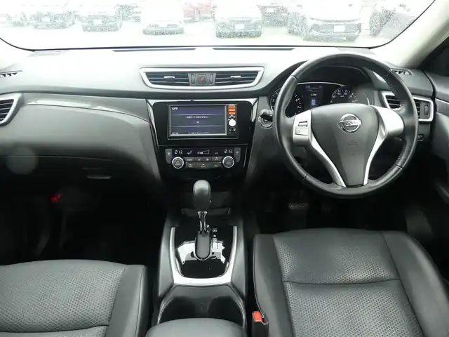 日産 エクストレイル 20X エマージェンシーブレーキ 千葉県 2016(平28)年 6.2万km ブリリアントホワイトパール 純正SDナビ/地デジTV/バックカメラ/ドライブレコーダー/カブロンシート/前席シートヒーター/革巻きステアリング/ETC/LEDヘッドライト/フォグライト/ウインカーミラー/コーナーセンサー/純正17インチアルミホイル/インテリジェントキー