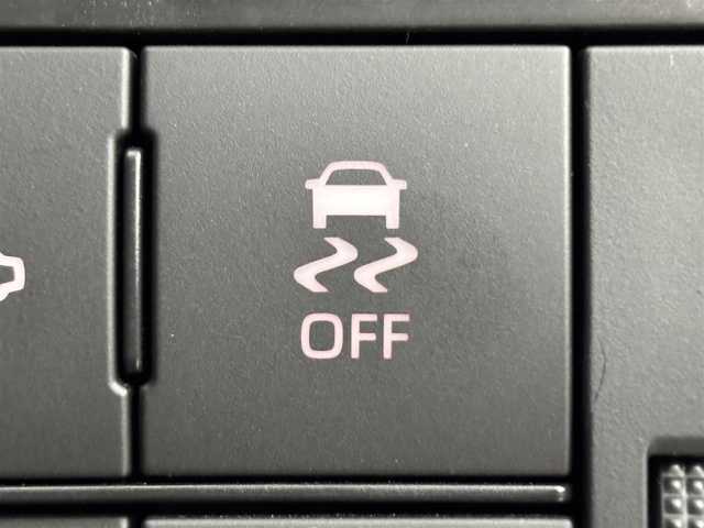 トヨタ ライズ XS 福岡県 2019(令1)年 3.1万km シャイニングホワイトパール 純正９型ディスプレイオーディオ／フルセグＴＶ　/バックカメラ　/ＥＴＣ　/前方ドライブレコーダー　/コーナーセンサー　/衝突軽減ブレーキ　/レーンキープアシスト　/アイドリングストップ　/横滑り防止装置　/ＭＴモード付ＡＴ　/ＬＥＤヘッドライト