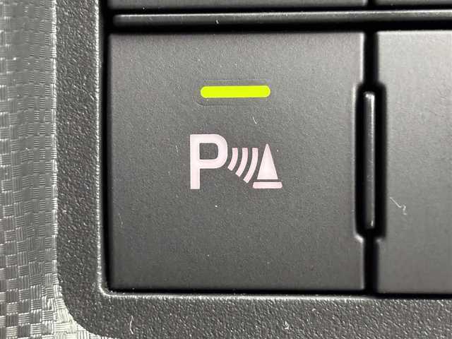 トヨタ ライズ XS 福岡県 2019(令1)年 3.1万km シャイニングホワイトパール 純正９型ディスプレイオーディオ／フルセグＴＶ　/バックカメラ　/ＥＴＣ　/前方ドライブレコーダー　/コーナーセンサー　/衝突軽減ブレーキ　/レーンキープアシスト　/アイドリングストップ　/横滑り防止装置　/ＭＴモード付ＡＴ　/ＬＥＤヘッドライト