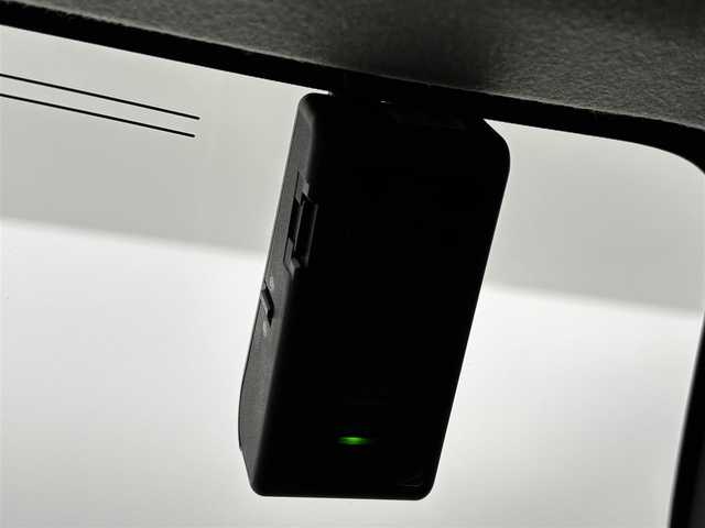 トヨタ ライズ XS 福岡県 2019(令1)年 3.1万km シャイニングホワイトパール 純正９型ディスプレイオーディオ／フルセグＴＶ　/バックカメラ　/ＥＴＣ　/前方ドライブレコーダー　/コーナーセンサー　/衝突軽減ブレーキ　/レーンキープアシスト　/アイドリングストップ　/横滑り防止装置　/ＭＴモード付ＡＴ　/ＬＥＤヘッドライト