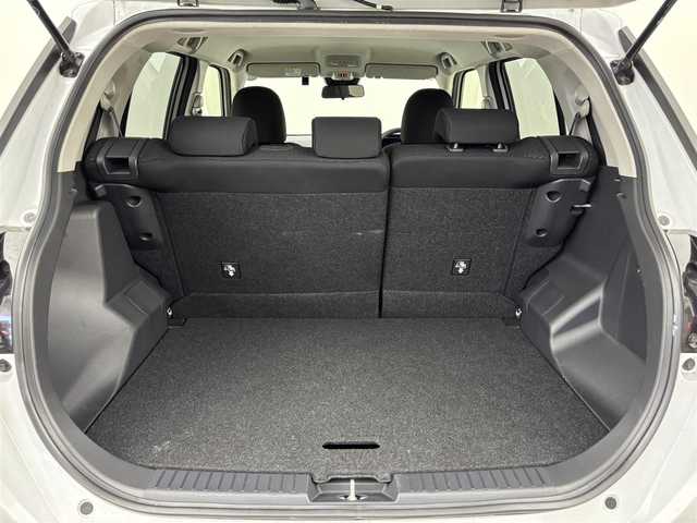 トヨタ ライズ XS 福岡県 2019(令1)年 3.1万km シャイニングホワイトパール 純正９型ディスプレイオーディオ／フルセグＴＶ　/バックカメラ　/ＥＴＣ　/前方ドライブレコーダー　/コーナーセンサー　/衝突軽減ブレーキ　/レーンキープアシスト　/アイドリングストップ　/横滑り防止装置　/ＭＴモード付ＡＴ　/ＬＥＤヘッドライト