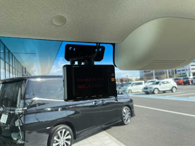 ホンダ Ｎ ＢＯＸ G EX ホンダセンシング 愛知県 2020(令2)年 2.5万km プレミアムアイボリーパールⅡ ホンダセンシング/純正ナビ/片側パワースライド/レーダークルーズコントロール/フルセグ/ＣＤ/Bluetooth/バックカメラ/コーナーセンサー/LEDヘッドライト/オートマチックハイビーム/ドライブレコーダー/ETC/ステアリングスイッチ/スマートキー/プッシュスタート