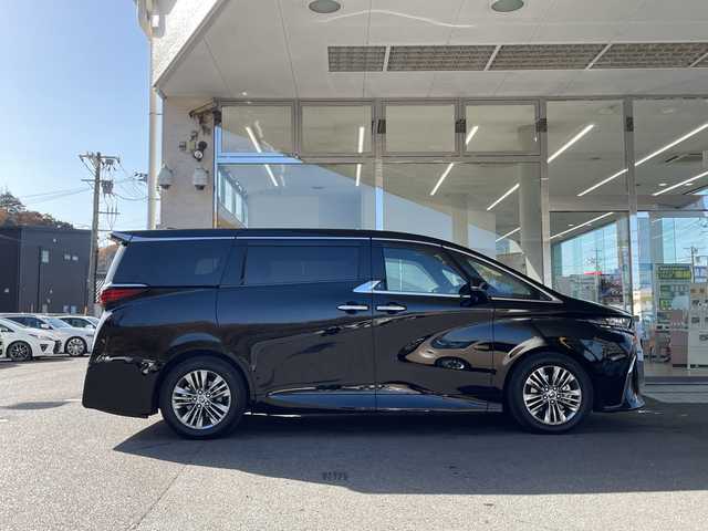 トヨタ アルファード Z 福島県 2025(令7)年 0.3万km ブラック １オーナー　１４型ディスプレイナビ　黒革シート　全方位モニター　プリクラッシュ　Ｒクルコン　ビルトインＥＴＣ　エアコンシート　ステアリングヒーター　デジタルインナーミラー　両側パワースライドドア