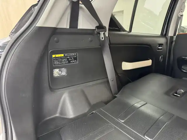 スズキ クロスビー HYBRID MZ 三重県 2019(令1)年 1.9万km スーパーブラックパール 3トーンコーディネート マイルドハイブリッド/FF/MTモード付インパネ6AT/純正 8インチナビ CN-RZ843/（FM/AM/SD/iPod/TV/USB/Bluetooth/MEMORY MUSIC/CD/DVD/VTR）/【OP】全方位モニター/ドライブレコーダー 前方/ビルトイン ETC/安全/・デュアルセンサーブレーキサポート/・誤発進抑制機能（前方・後方）/・車線逸脱警報機能/・ふらつき警報機能/・後退時ブレーキサポート/・リヤパーキングセンサー/・ハイビームアシスト/・ESP（車両走行安定補助システム）/・運転席、助手席、サイド、カーテンエアバッグ/など/装備/・シートヒーター（D/N）/・オートエアコン/・オートライト/・LED ヘッドランプ＆フロントフォグランプ/・パドルシフト/・ステアリングスイッチ/・純正16inAW/・プッシュスタート/・スマートキーx2/・パワーステアリング/・全ドアパワーウインドウ/・取/ナビ取/・【OP】外装色『スーパーブラックパール 3トーンコーディネート［DCD］』/など