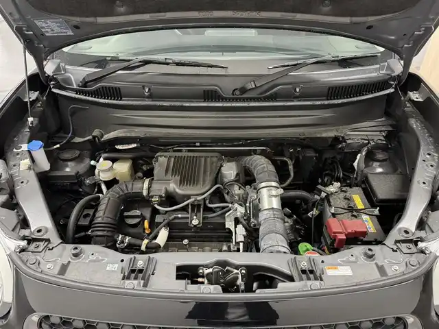 スズキ クロスビー HYBRID MZ 三重県 2019(令1)年 1.9万km スーパーブラックパール 3トーンコーディネート マイルドハイブリッド/FF/MTモード付インパネ6AT/純正 8インチナビ CN-RZ843/（FM/AM/SD/iPod/TV/USB/Bluetooth/MEMORY MUSIC/CD/DVD/VTR）/【OP】全方位モニター/ドライブレコーダー 前方/ビルトイン ETC/安全/・デュアルセンサーブレーキサポート/・誤発進抑制機能（前方・後方）/・車線逸脱警報機能/・ふらつき警報機能/・後退時ブレーキサポート/・リヤパーキングセンサー/・ハイビームアシスト/・ESP（車両走行安定補助システム）/・運転席、助手席、サイド、カーテンエアバッグ/など/装備/・シートヒーター（D/N）/・オートエアコン/・オートライト/・LED ヘッドランプ＆フロントフォグランプ/・パドルシフト/・ステアリングスイッチ/・純正16inAW/・プッシュスタート/・スマートキーx2/・パワーステアリング/・全ドアパワーウインドウ/・取/ナビ取/・【OP】外装色『スーパーブラックパール 3トーンコーディネート［DCD］』/など