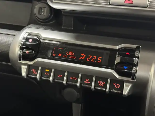 スズキ クロスビー HYBRID MZ 三重県 2019(令1)年 1.9万km スーパーブラックパール 3トーンコーディネート マイルドハイブリッド/FF/MTモード付インパネ6AT/純正 8インチナビ CN-RZ843/（FM/AM/SD/iPod/TV/USB/Bluetooth/MEMORY MUSIC/CD/DVD/VTR）/【OP】全方位モニター/ドライブレコーダー 前方/ビルトイン ETC/安全/・デュアルセンサーブレーキサポート/・誤発進抑制機能（前方・後方）/・車線逸脱警報機能/・ふらつき警報機能/・後退時ブレーキサポート/・リヤパーキングセンサー/・ハイビームアシスト/・ESP（車両走行安定補助システム）/・運転席、助手席、サイド、カーテンエアバッグ/など/装備/・シートヒーター（D/N）/・オートエアコン/・オートライト/・LED ヘッドランプ＆フロントフォグランプ/・パドルシフト/・ステアリングスイッチ/・純正16inAW/・プッシュスタート/・スマートキーx2/・パワーステアリング/・全ドアパワーウインドウ/・取/ナビ取/・【OP】外装色『スーパーブラックパール 3トーンコーディネート［DCD］』/など