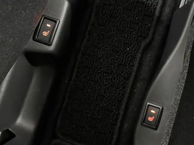 スズキ クロスビー HYBRID MZ 三重県 2019(令1)年 1.9万km スーパーブラックパール 3トーンコーディネート マイルドハイブリッド/FF/MTモード付インパネ6AT/純正 8インチナビ CN-RZ843/（FM/AM/SD/iPod/TV/USB/Bluetooth/MEMORY MUSIC/CD/DVD/VTR）/【OP】全方位モニター/ドライブレコーダー 前方/ビルトイン ETC/安全/・デュアルセンサーブレーキサポート/・誤発進抑制機能（前方・後方）/・車線逸脱警報機能/・ふらつき警報機能/・後退時ブレーキサポート/・リヤパーキングセンサー/・ハイビームアシスト/・ESP（車両走行安定補助システム）/・運転席、助手席、サイド、カーテンエアバッグ/など/装備/・シートヒーター（D/N）/・オートエアコン/・オートライト/・LED ヘッドランプ＆フロントフォグランプ/・パドルシフト/・ステアリングスイッチ/・純正16inAW/・プッシュスタート/・スマートキーx2/・パワーステアリング/・全ドアパワーウインドウ/・取/ナビ取/・【OP】外装色『スーパーブラックパール 3トーンコーディネート［DCD］』/など