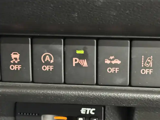 スズキ クロスビー HYBRID MZ 三重県 2019(令1)年 1.9万km スーパーブラックパール 3トーンコーディネート マイルドハイブリッド/FF/MTモード付インパネ6AT/純正 8インチナビ CN-RZ843/（FM/AM/SD/iPod/TV/USB/Bluetooth/MEMORY MUSIC/CD/DVD/VTR）/【OP】全方位モニター/ドライブレコーダー 前方/ビルトイン ETC/安全/・デュアルセンサーブレーキサポート/・誤発進抑制機能（前方・後方）/・車線逸脱警報機能/・ふらつき警報機能/・後退時ブレーキサポート/・リヤパーキングセンサー/・ハイビームアシスト/・ESP（車両走行安定補助システム）/・運転席、助手席、サイド、カーテンエアバッグ/など/装備/・シートヒーター（D/N）/・オートエアコン/・オートライト/・LED ヘッドランプ＆フロントフォグランプ/・パドルシフト/・ステアリングスイッチ/・純正16inAW/・プッシュスタート/・スマートキーx2/・パワーステアリング/・全ドアパワーウインドウ/・取/ナビ取/・【OP】外装色『スーパーブラックパール 3トーンコーディネート［DCD］』/など