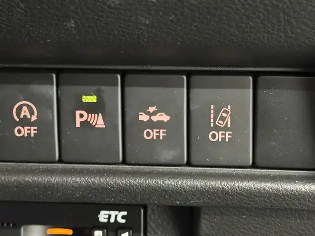 スズキ クロスビー HYBRID MZ 三重県 2019(令1)年 1.9万km スーパーブラックパール 3トーンコーディネート マイルドハイブリッド/FF/MTモード付インパネ6AT/純正 8インチナビ CN-RZ843/（FM/AM/SD/iPod/TV/USB/Bluetooth/MEMORY MUSIC/CD/DVD/VTR）/【OP】全方位モニター/ドライブレコーダー 前方/ビルトイン ETC/安全/・デュアルセンサーブレーキサポート/・誤発進抑制機能（前方・後方）/・車線逸脱警報機能/・ふらつき警報機能/・後退時ブレーキサポート/・リヤパーキングセンサー/・ハイビームアシスト/・ESP（車両走行安定補助システム）/・運転席、助手席、サイド、カーテンエアバッグ/など/装備/・シートヒーター（D/N）/・オートエアコン/・オートライト/・LED ヘッドランプ＆フロントフォグランプ/・パドルシフト/・ステアリングスイッチ/・純正16inAW/・プッシュスタート/・スマートキーx2/・パワーステアリング/・全ドアパワーウインドウ/・取/ナビ取/・【OP】外装色『スーパーブラックパール 3トーンコーディネート［DCD］』/など