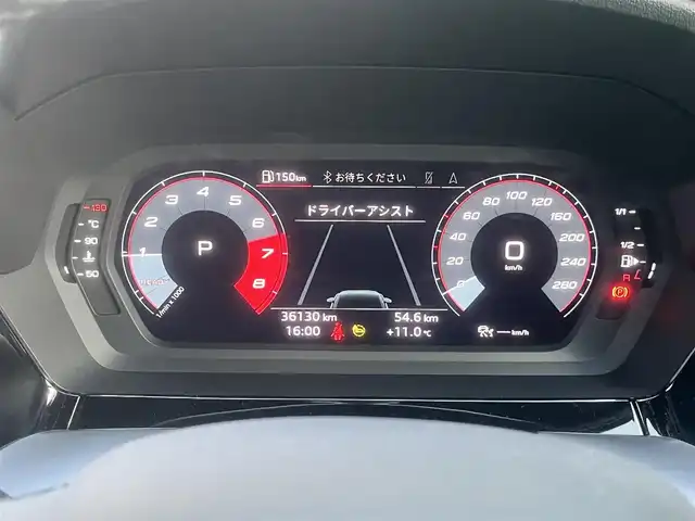 アウディ アウディ Ａ３ セダン 30TFSI アドバンスド 島根県 2021(令3)年 3.7万km ブリリアントレッド 純正ナビ/フルセグ/Ｂｌｕｅｔｏｏｔｈ接続/ＥＴＣ/バックカメラ/前後コーナーセンサー/追従式クルーズコントロール/衝突軽減システム/横滑り防止/前席パワーシート/シートヒーター/オートヘッドライト/ハイビーム/純正１８インチアルミホイール/純正フロアマット/スマートフォン置くだけ充電