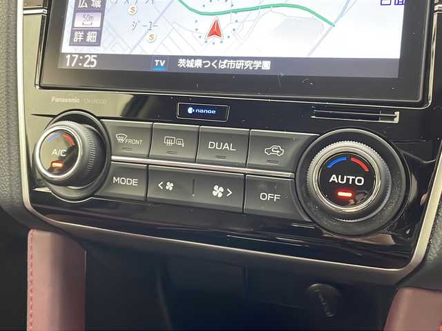 スバル レヴォーグ 1．6STIスポーツアイサイト 茨城県 2017(平29)年 5.5万km クリスタルホワイトP 社外ナビ/フルセグTV/ETC/BSM/デジタルインナーミラー/ドライブレコーダー/追従クルーズコントロール/パドルシフト/パワーシート/シートヒーター/純正18インチアルミホイール/コーナーセンサー/横滑り防止装置/衝突軽減ブレーキ/LEDヘッドライト