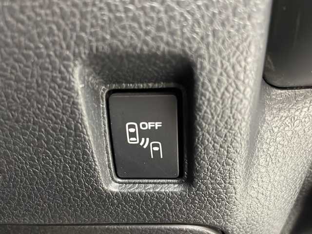 スバル レヴォーグ 1．6STIスポーツアイサイト 茨城県 2017(平29)年 5.5万km クリスタルホワイトP 社外ナビ/フルセグTV/ETC/BSM/デジタルインナーミラー/ドライブレコーダー/追従クルーズコントロール/パドルシフト/パワーシート/シートヒーター/純正18インチアルミホイール/コーナーセンサー/横滑り防止装置/衝突軽減ブレーキ/LEDヘッドライト