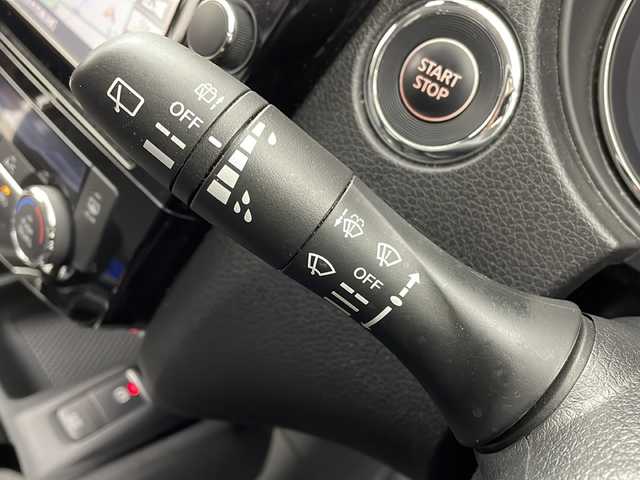 日産 エクストレイル ハイブリッド 20Xi 大阪府 2020(令2)年 5.7万km ブリリアントホワイトパール ４WD/ニスモエアロ/純正9インチナビ/【BT/フルセグTV/USB/AUX/ipod/DVD]/デジタルインナーミラー/HDMI/全方位カメラ/ETC/プロパイロット/衝突被害軽減システム/コーナーセンサー前後/オートライト/純正17インチAW/純正フロアマット/レザーシート/シートヒーター/AUTOHOLD