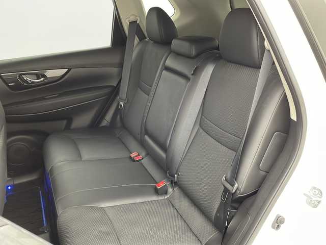 日産 エクストレイル ハイブリッド 20Xi 大阪府 2020(令2)年 5.7万km ブリリアントホワイトパール ４WD/ニスモエアロ/純正9インチナビ/【BT/フルセグTV/USB/AUX/ipod/DVD]/デジタルインナーミラー/HDMI/全方位カメラ/ETC/プロパイロット/衝突被害軽減システム/コーナーセンサー前後/オートライト/純正17インチAW/純正フロアマット/レザーシート/シートヒーター/AUTOHOLD