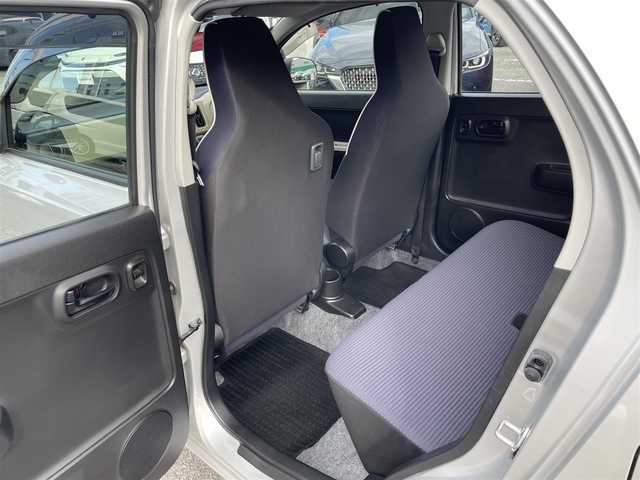 スズキ アルト L 千葉県 2019(令1)年 1.9万km シルキーシルバーメタリック デュアルセンサーブレーキサポート/社外SDナビ【KXM-E503W】/・CD/DVD/MSV/Bluetooth/フルセグTV/車線逸脱警報/運転席シートヒーター/コーナーセンサー/社外ドライブレコーダー/ビルトインETC/キーレスキー/ヘッドライトレベライザー/アイドリングストップ/ドアバイザー/新車時保証書＆取扱説明書