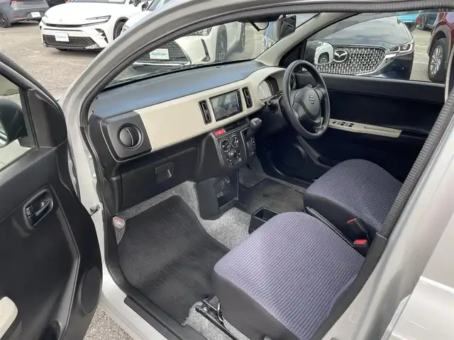 スズキ アルト L 千葉県 2019(令1)年 1.9万km シルキーシルバーメタリック デュアルセンサーブレーキサポート/社外SDナビ【KXM-E503W】/・CD/DVD/MSV/Bluetooth/フルセグTV/車線逸脱警報/運転席シートヒーター/コーナーセンサー/社外ドライブレコーダー/ビルトインETC/キーレスキー/ヘッドライトレベライザー/アイドリングストップ/ドアバイザー/新車時保証書＆取扱説明書