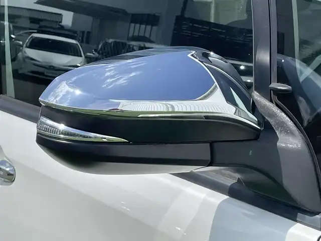 トヨタ ヴォクシー ZS 煌 香川県 2018(平30)年 6.3万km ホワイトパールクリスタルシャイン 社外7インチメモリーナビゲーション/CD DVD フルセグTV Bluetooth/バックカメラ/ビルトインETC/トヨタセーフティセンス/レーンデパーチャーアラート/オートマチックハイビーム/LEDヘッドライト/オートライト/フォグライト/社外フリップダウンモニター/両側パワースライドドア/アイドリングストップ/横滑り防止装置/ウィンカーミラー/電動格納ミラー/フロアマット/スマートキー/エンジンプッシュスタート/ドアバイザー