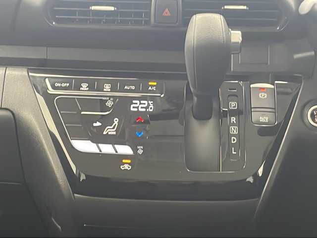 日産 ルークス HWS X プロパイロットED 沖縄県 2023(令5)年 3.4万km ホワイトパール 県外仕入れ/禁煙車/純正ナビ（MJ122D-W）/(フルセグTV　CD　Bluetooth接続)/両側パワースライドドア/アラウンドビューモニター/ＥＴＣ/プロパイロット/クルーズコントロール/デジタルインナーミラー/電動パーキングブレーキ/ステアリングスイッチ/LEDヘッドライト/オートライト/電動格納ウィンカーミラー/コーナーセンサー/純正14インチアルミホイール/プッシュスタート/スマートキー/純正フロアマット/サンシェード