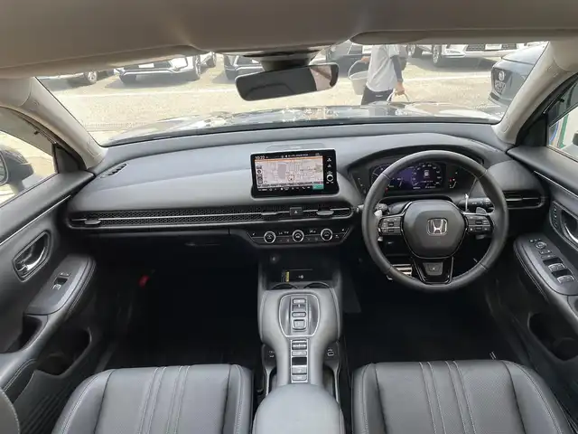 ホンダ ＺＲ－Ｖ ハイブリッド e:HEV Z 東京都 2023(令5)年 1.6万km クリスタルブラックパール 純正コネクトナビ/マルチビューカメラ/衝突被害軽減/路外逸脱抑制/アダプティブクルーズ/ブラインドスポット/ＥＴＣ/パワーバックドア/ワイヤレス充電器/パワーシート/ステアリングスイッチ