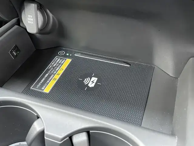 ホンダ ＺＲ－Ｖ ハイブリッド e:HEV Z 東京都 2023(令5)年 1.6万km クリスタルブラックパール 純正コネクトナビ/マルチビューカメラ/衝突被害軽減/路外逸脱抑制/アダプティブクルーズ/ブラインドスポット/ＥＴＣ/パワーバックドア/ワイヤレス充電器/パワーシート/ステアリングスイッチ