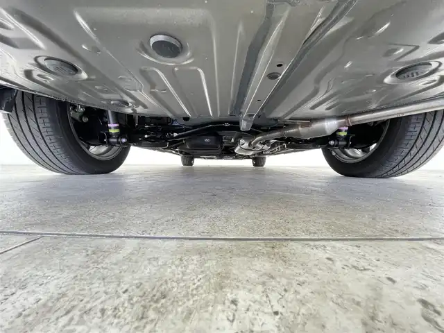 トヨタ ヴォクシー ハイブリッド S－Z 千葉県 2025(令7)年 0.2万km アティチュードブラックマイカ 10.5型純正ディスプレイオーディオ/（コネクティットナビ対応）/フルセグTV　Bluetooth　CD　AM/FM/13，2型有機ELフリップダウンモニター/バックカメラ/ビルトインETC2.0/LEDヘッドライト/オートライト/オートハイビーム/シートヒーター/衝突軽減ブレーキ/レーンキープアシスト/コーナーセンサー/パーキングサポートブレーキ/レーダークルーズコントロール/ブラインドスポットモニター/クリアランスソナー/電子パーキング/ブレーキホールド/オートリトラミラー/ステアリングスイッチ/後席USB入力端子/リアサンバイザー/純正アルミホイール/純正フロアマット