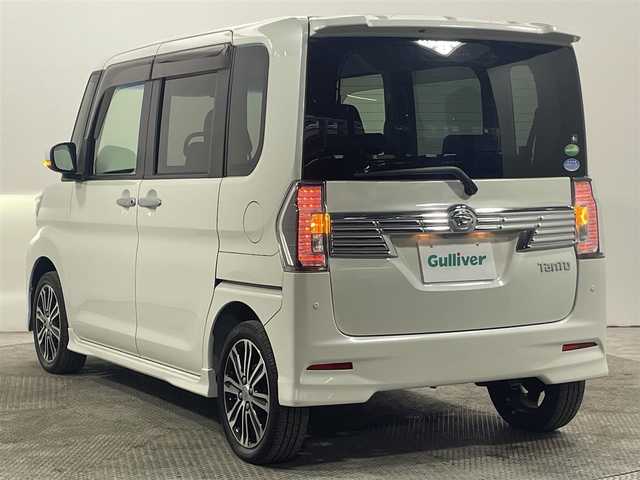 ダイハツ タント カスタム RS トップED SA Ⅲ 大阪府 2018(平30)年 2.1万km パールホワイトⅢ 登録時21047Km/ナビ　/両側パワースライドドア　/Ｂカメラ　/スペアキー　/シートヒーター　/ＬＥＤオートライト　/オートハイビーム　/フォグライト/スマートアシスト　/アイドリングストップ　/フルセグＴＶ　/Ｂｌｕｅｔｏｏｔｈ　/ＣＤ／ＤＶＤ