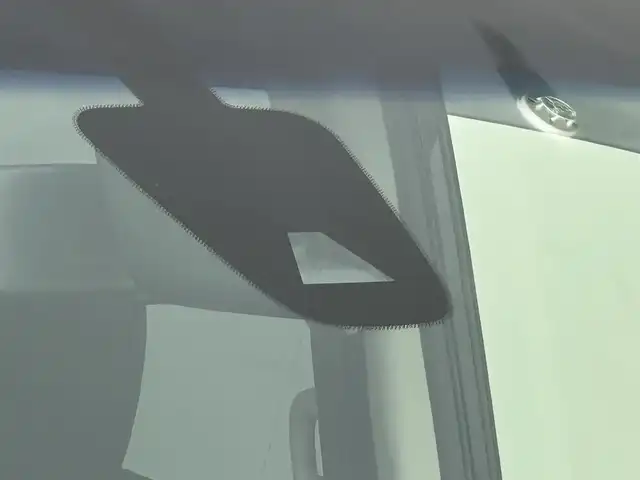 日産 セレナ ハイウェイスター Vセレ +Safty 道央・札幌 2015(平27)年 4.5万km ダイヤモンドブラック ・4WD/・純正SDナビ/（CD/DVD/AM/FM/BT）/・USB入力端子/・8インチモニター/・フルセグTV/・バックカメラ/・純正E/Gスターター/・エンジンスタートボタン/・スマートキー/・クルーズコントロール/・エマージェンシーブレーキ/・両側パワースライドドア/・アイドリングストップ/・社外アルミホイール/・純正フロアマット/・バイザー/・フロントフォグランプ/・LEDライト/・パワーステアリング/・パワーウィンドウ/・ETC（社外・ビルトイン）/・ABS/・横滑り防止装置/・レーンキープアシスト/・盗難防止装置/・寒冷地仕様/・キセノンライト/・サマータイヤ（溝5mmあり）/・保証書