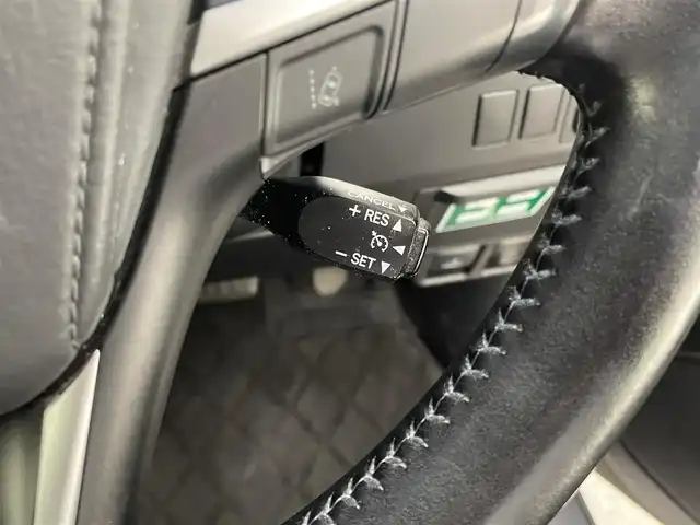 トヨタ エスティマ アエラス プレミアム 兵庫県 2017(平29)年 8.9万km ホワイトパールクリスタルシャイン ・純正9インチナビ/・CD/DVD/SD/BT/フルセグTV/・前後ドライブレコーダー/・ビルドインETC/・両側パワースライドドア /・バックカメラ/・衝突軽減ブレーキ/・レーンキープアシスト/・オートライト/・オートハイビーム/・LEDヘッドライト/・クルーズコントロール/・純正18インチアルミホイール/・純正フロアマット/・純正ドアバイザー/・スマートキー/・プッシュスタート