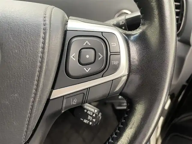 トヨタ エスティマ アエラス プレミアム 兵庫県 2017(平29)年 8.9万km ホワイトパールクリスタルシャイン ・純正9インチナビ/・CD/DVD/SD/BT/フルセグTV/・前後ドライブレコーダー/・ビルドインETC/・両側パワースライドドア /・バックカメラ/・衝突軽減ブレーキ/・レーンキープアシスト/・オートライト/・オートハイビーム/・LEDヘッドライト/・クルーズコントロール/・純正18インチアルミホイール/・純正フロアマット/・純正ドアバイザー/・スマートキー/・プッシュスタート