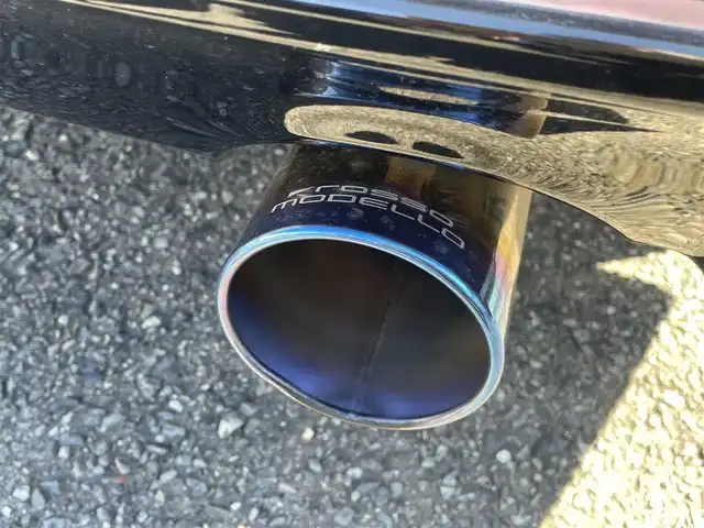 トヨタ プリウス S ツーリングセレ G’s 福岡県 2012(平24)年 11.1万km ホワイトパールクリスタルシャイン (株)IDOMが運営する【じしゃロン八幡西店】の自社ローン対象車両になります。こちらは現金ご利用時の価格です。自社ローンご希望の方は別途その旨お申付け下さい。/社外ディスプレイオーディオ/(Bluetooth/CD/USB/フルセグTV)/トムスフロントスポイラー/トミーカイラリアスポイラー/ローダウン/ロッソモデロマフラー/work18インチアルミホイール/社外デジタルインナーミラー/社外前方ドライブレコーダー/ビルトインＥＴＣ/フォグランプ/オートライト/スペアキー一本/スマートキー