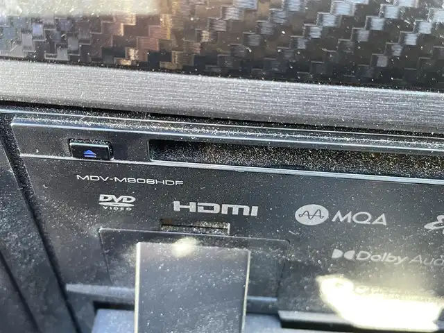 トヨタ プリウス S ツーリングセレ G’s 福岡県 2012(平24)年 11.1万km ホワイトパールクリスタルシャイン (株)IDOMが運営する【じしゃロン八幡西店】の自社ローン対象車両になります。こちらは現金ご利用時の価格です。自社ローンご希望の方は別途その旨お申付け下さい。/社外ディスプレイオーディオ/(Bluetooth/CD/USB/フルセグTV)/トムスフロントスポイラー/トミーカイラリアスポイラー/ローダウン/ロッソモデロマフラー/work18インチアルミホイール/社外デジタルインナーミラー/社外前方ドライブレコーダー/ビルトインＥＴＣ/フォグランプ/オートライト/スペアキー一本/スマートキー