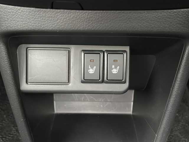 スズキ アルト L 秋田県 2018(平30)年 3.2万km シフォンアイボリーM 社外メモリナビ/社外BT、CD、DVD、TV/運助シートヒーター/４WD/ETC