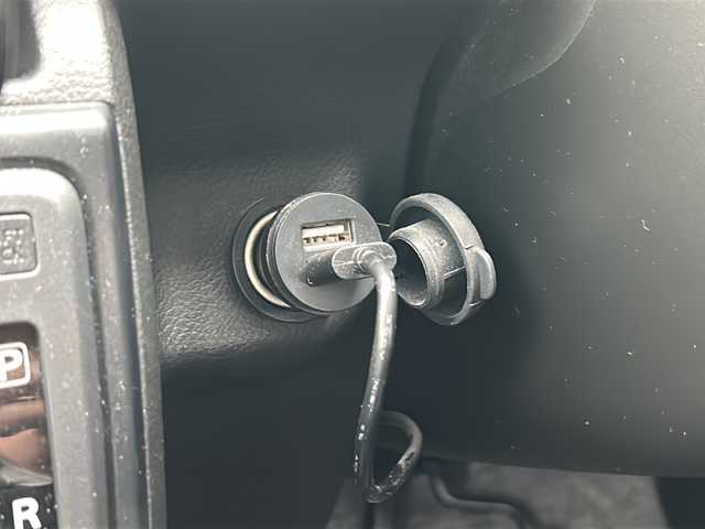 スズキ アルト L 秋田県 2018(平30)年 3.2万km シフォンアイボリーM 社外メモリナビ/社外BT、CD、DVD、TV/運助シートヒーター/４WD/ETC