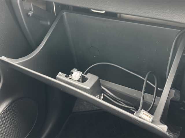 スズキ アルト L 秋田県 2018(平30)年 3.2万km シフォンアイボリーM 社外メモリナビ/社外BT、CD、DVD、TV/運助シートヒーター/４WD/ETC