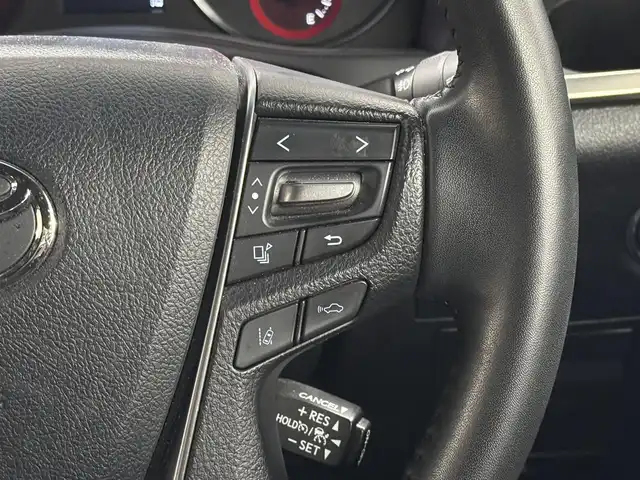 トヨタ アルファード S タイプゴールドⅡ 三重県 2021(令3)年 2.7万km ホワイトパールクリスタルシャイン ガソリン/FF/MTモード付インパネCVT/純正 9インチディスプレイオーディオ（ナビ搭載）/（AM/FM/CD・DVD*/USB/iPod/Bluetooth/TV*/Miracast/AppleCarPlay/AndroidAuto）*…OP/12.1インチ 後席モニター V12T-R68C（純正）/モデリスタ フロントスポイラー（後期Sグレード用）/バックガイドモニター/両側パワースライドドア/ドライブレコーダー 前後/ETC2.0/Toyota Safety Sense/●プリクラッシュセーフティ/●レーントレーシングアシスト/●レーダークルコン/●ロードサインアシスト/●アダプティブハイビームシステム/・先行車発進告知機能/・クリアランスソナー/・パーキングサポートブレーキ（前後静止物）/・など/装備/3眼LEDヘッドランプ（専用加飾）/・ハーフレザーシート/・左右＆後席独立オートエアコン/・パワーバックドア/・オットマンシート（2nd）/・AC100Vコンセント（100W）/・ステアリングスイッチ/・電子パーキングブレーキ＆ブレーキホールド/・オートライト/・純正18inAW/・保/取/ナビ取/マルチ取/・スマートキーx2/など